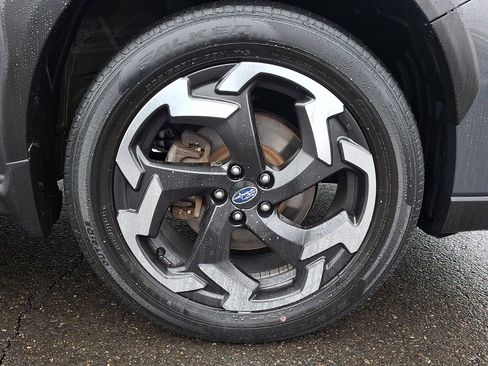 Used 2023 Subaru Crosstrek 2.5i Limited w/ Moonroof Package image 8