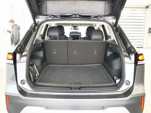 New 2026 Volkswagen Tiguan SE image 13