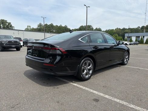 Used 2024 Honda Accord EX image 5