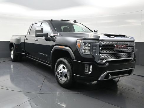 Used 2021 GMC Sierra 3500 Denali w/ Denali Ultimate Package AWD/4WD image 7