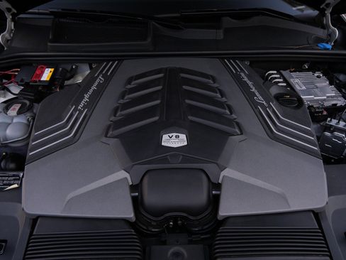 Used 2023 Lamborghini Urus S image 30