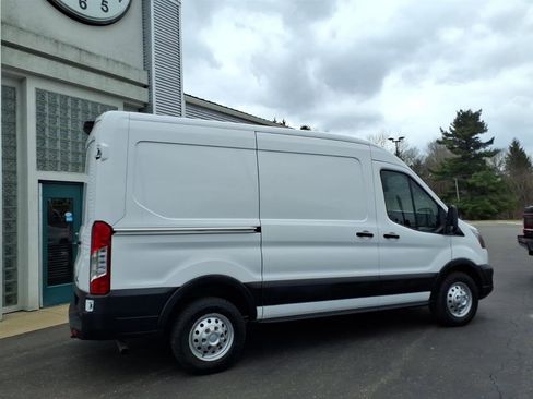 Used 2020 Ford Transit 250 Medium Roof AWD image 6