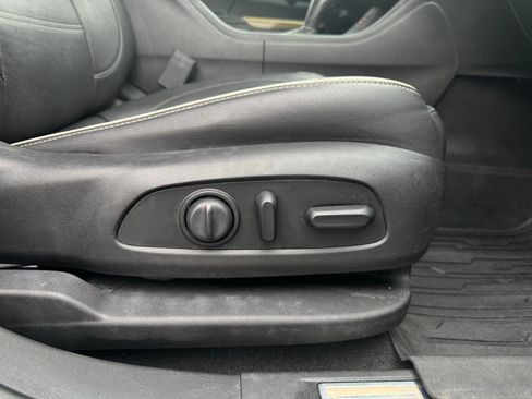 Used 2018 GMC Acadia Denali image 38