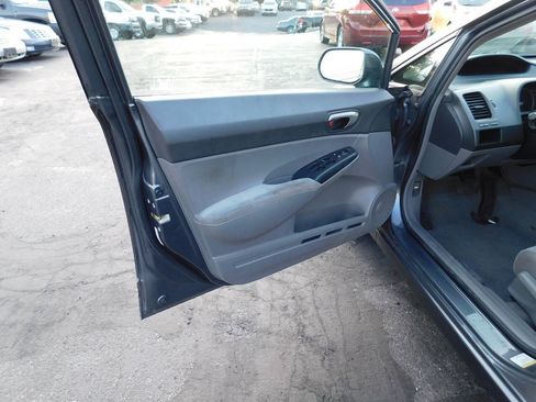 Used 2011 Honda Civic LX image 16