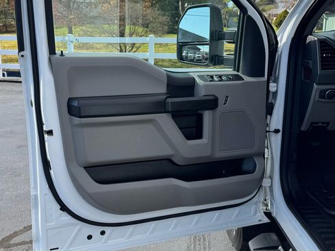 Used 2020 Ford F350 XL w/ STX Appearance Package image 14