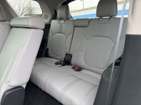 Certified 2023 Honda Pilot Touring image 22