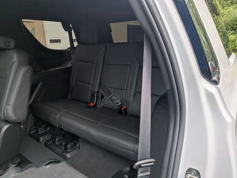 Used 2022 Chevrolet Tahoe LT AWD/4WD image 17