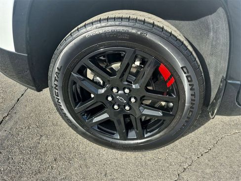 Used 2023 Chevrolet Traverse Premier w/ Redline Edition image 17
