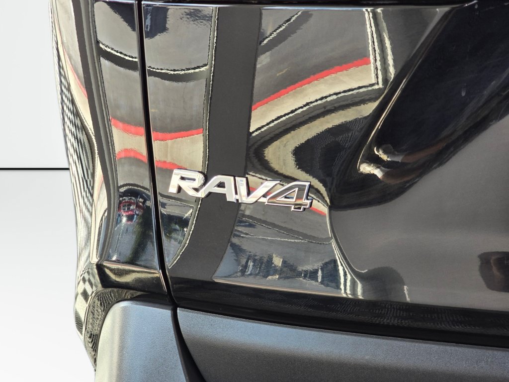 Certified 2025 Toyota RAV4 XLE FWD image 13
