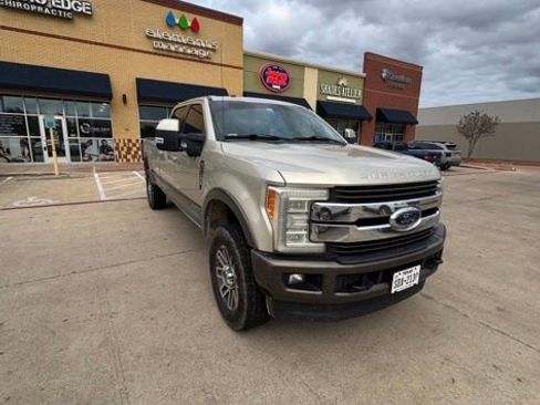 Used 2017 Ford F350 King Ranch w/ King Ranch Ultimate Package AWD/4WD image 2