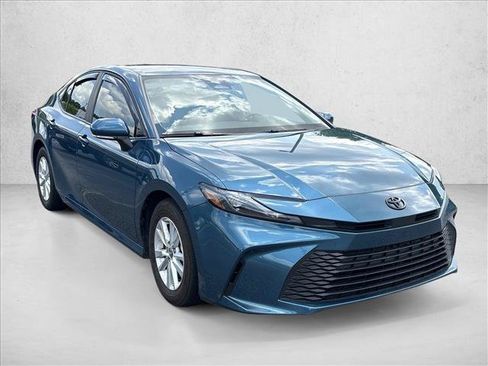 Certified 2025 Toyota Camry LE FWD image 3