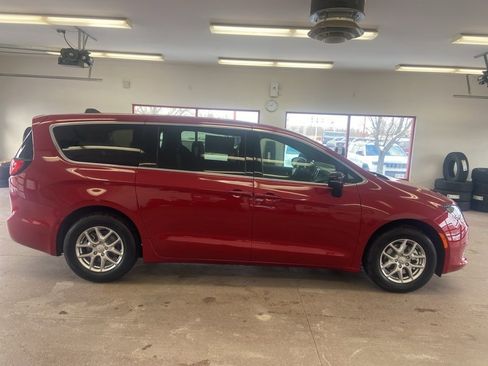 New 2026 Chrysler Voyager LX image 20
