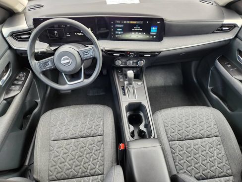 Used 2025 Nissan Kicks SV AWD/4WD image 22