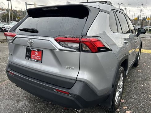 Certified 2024 Toyota RAV4 XLE Premium image 5