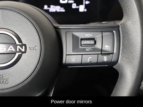 Used 2025 Nissan Kicks SV FWD image 10
