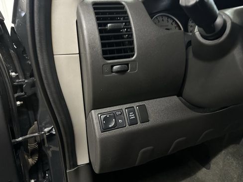 Used 2012 Nissan Xterra PRO-4X image 26
