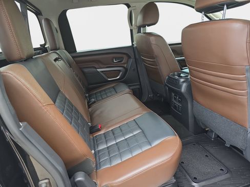 Used 2018 Nissan Titan Platinum Reserve w/ Platinum Utility Package AWD/4WD image 13