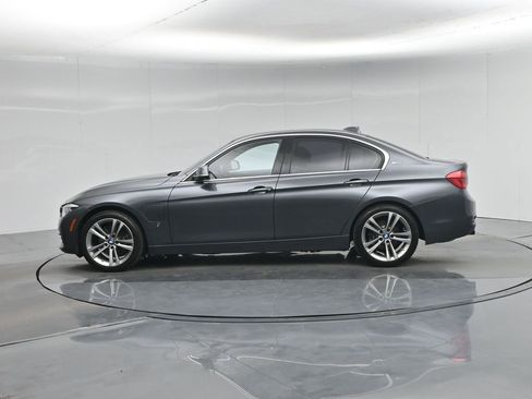 Used 2018 BMW 330e w/ Convenience Package image 28