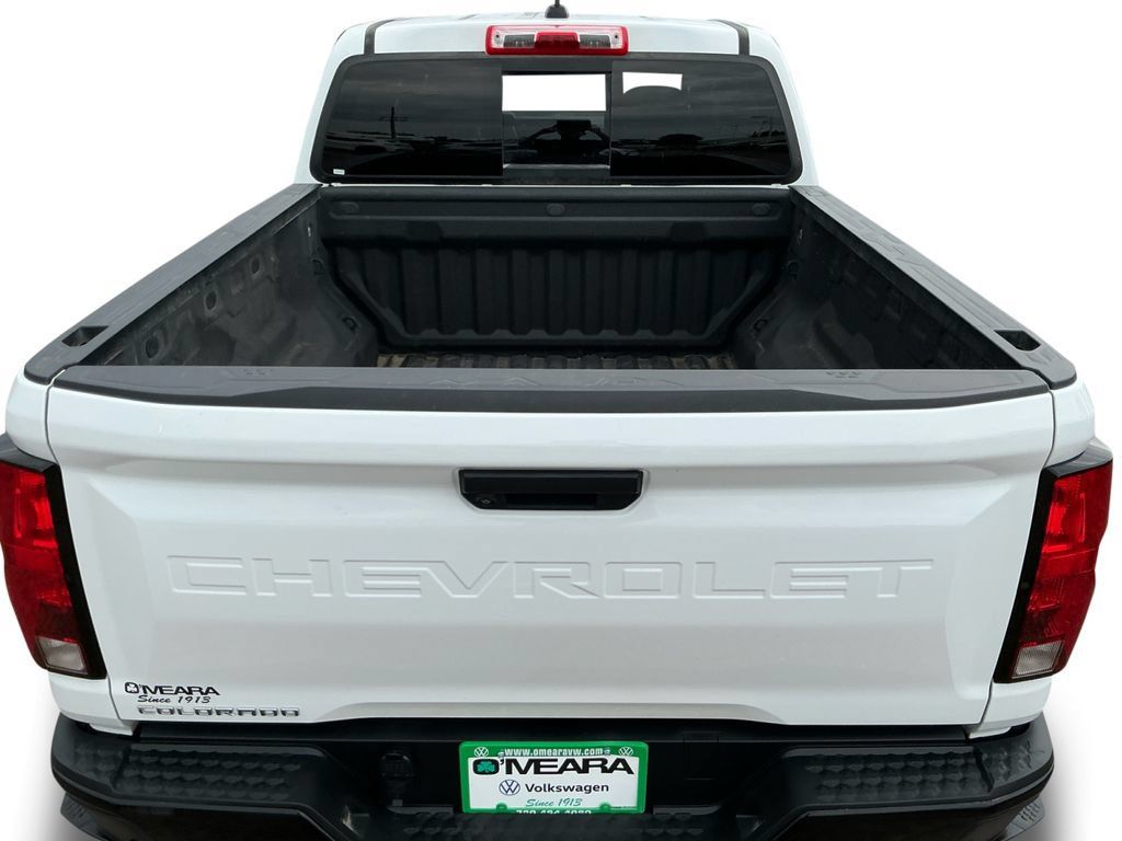 Used 2025 Chevrolet Colorado W/T w/ Advanced Trailering Package AWD/4WD image 21