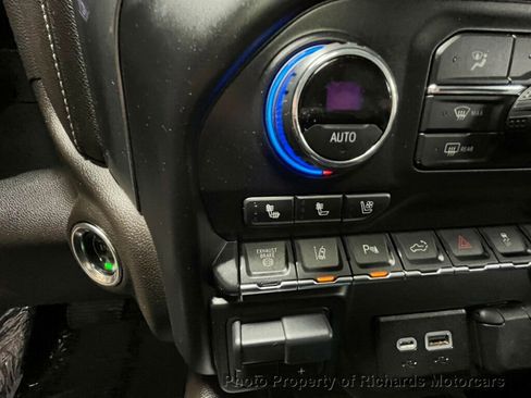 Used 2020 Chevrolet Silverado 2500 LTZ image 35