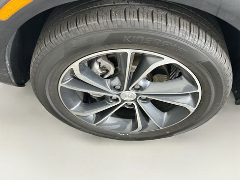 Used 2022 Buick Encore GX Select image 11