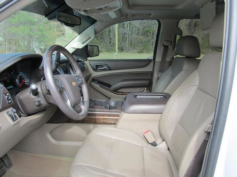 Used 2017 Chevrolet Tahoe LT image 19