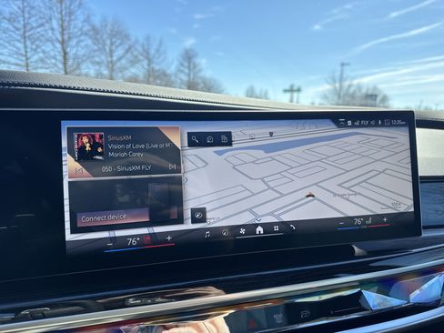 New 2026 BMW 750e xDrive w/ Executive Package image 13