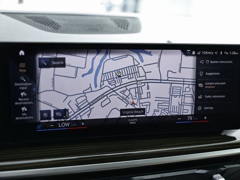 Used 2023 BMW X7 xDrive40i w/ Executive Package image 38