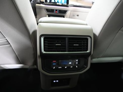 New 2026 Volkswagen Atlas SEL Premium R-Line AWD/4WD image 35