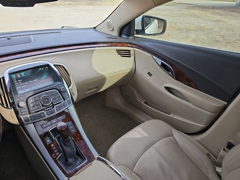 Used 2012 Buick LaCrosse Touring image 29