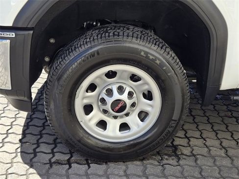 Used 2024 GMC Sierra 2500 Pro image 11