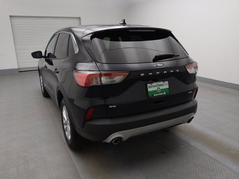 Used 2021 Ford Escape SE image 6