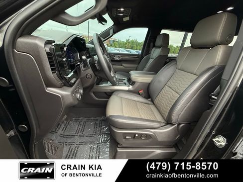 Used 2024 Chevrolet Silverado 1500 ZR2 w/ Technology Package AWD/4WD image 22