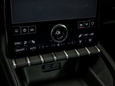 New 2026 GMC Terrain Elevation w/ Elevation Premium Package image 15