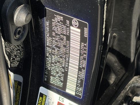 Used 2020 Toyota Camry XSE FWD image 9
