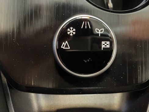 Used 2023 Nissan Rogue SL w/ SL Premium Package image 10