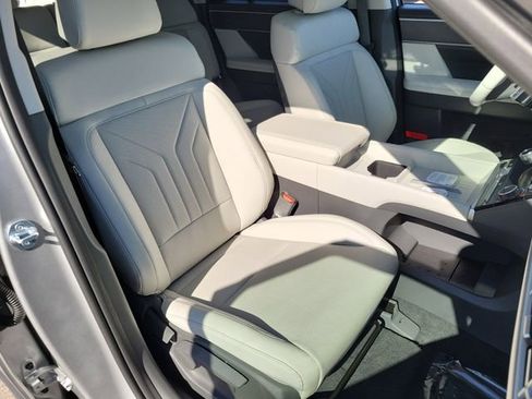 New 2026 Hyundai Santa Fe SEL FWD image 18