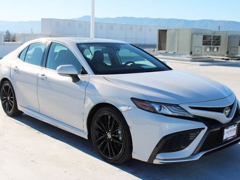 Certified 2023 Toyota Camry XSE image 2