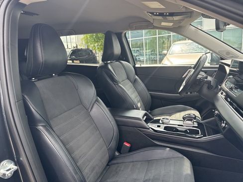 Used 2025 Mitsubishi Outlander SE FWD image 18