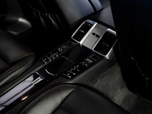 Used 2016 Porsche Panamera Edition w/ Premium Package Plus image 39