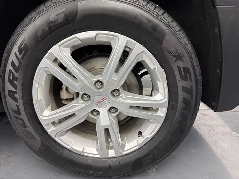 Used 2019 GMC Terrain SLE w/ Driver Convenience Package image 11