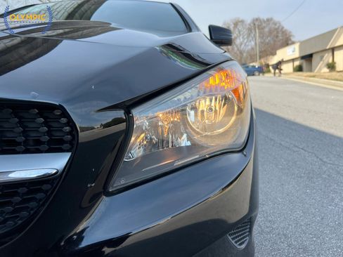 Used 2018 Mercedes-Benz CLA 250 image 21