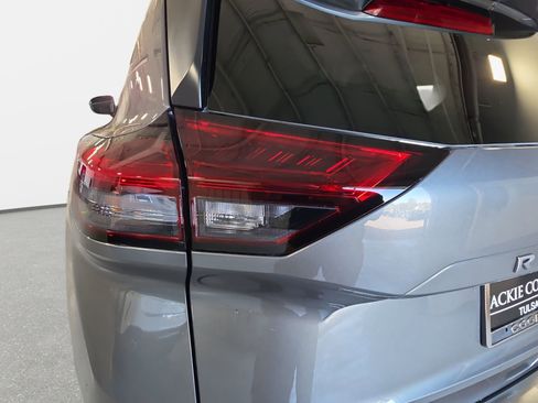 New 2026 Nissan Rogue SV w/ Cold Weather Package FWD image 31