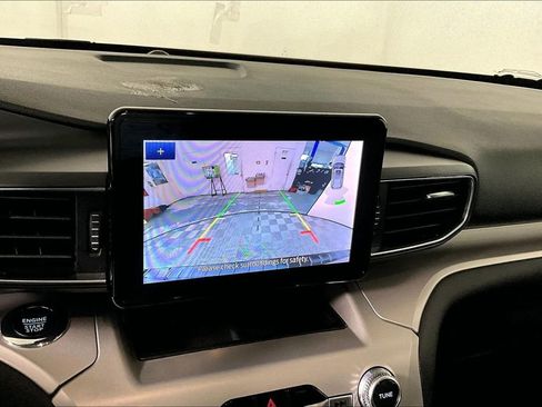 Used 2023 Ford Explorer XLT w/ Equipment Group 202A image 21