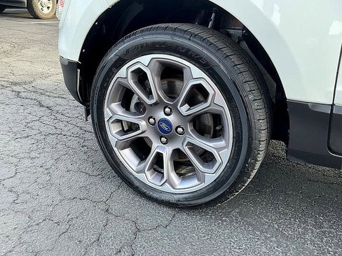 Used 2020 Ford EcoSport Titanium image 11