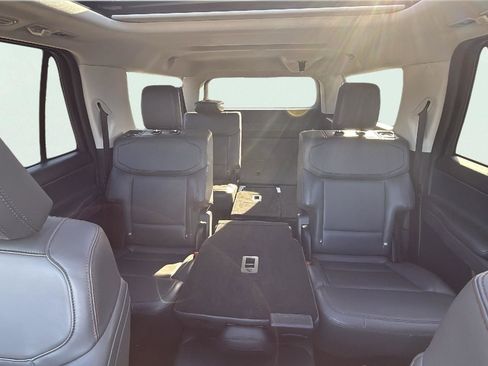 Used 2025 Ford Expedition Max Active image 21