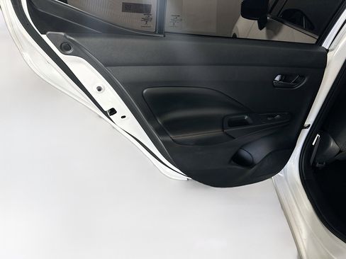 Used 2025 Nissan Versa SR w/ Trunk Package image 25