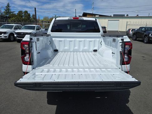 New 2026 Ford Ranger Lariat w/ Black Appearance Package AWD/4WD image 7