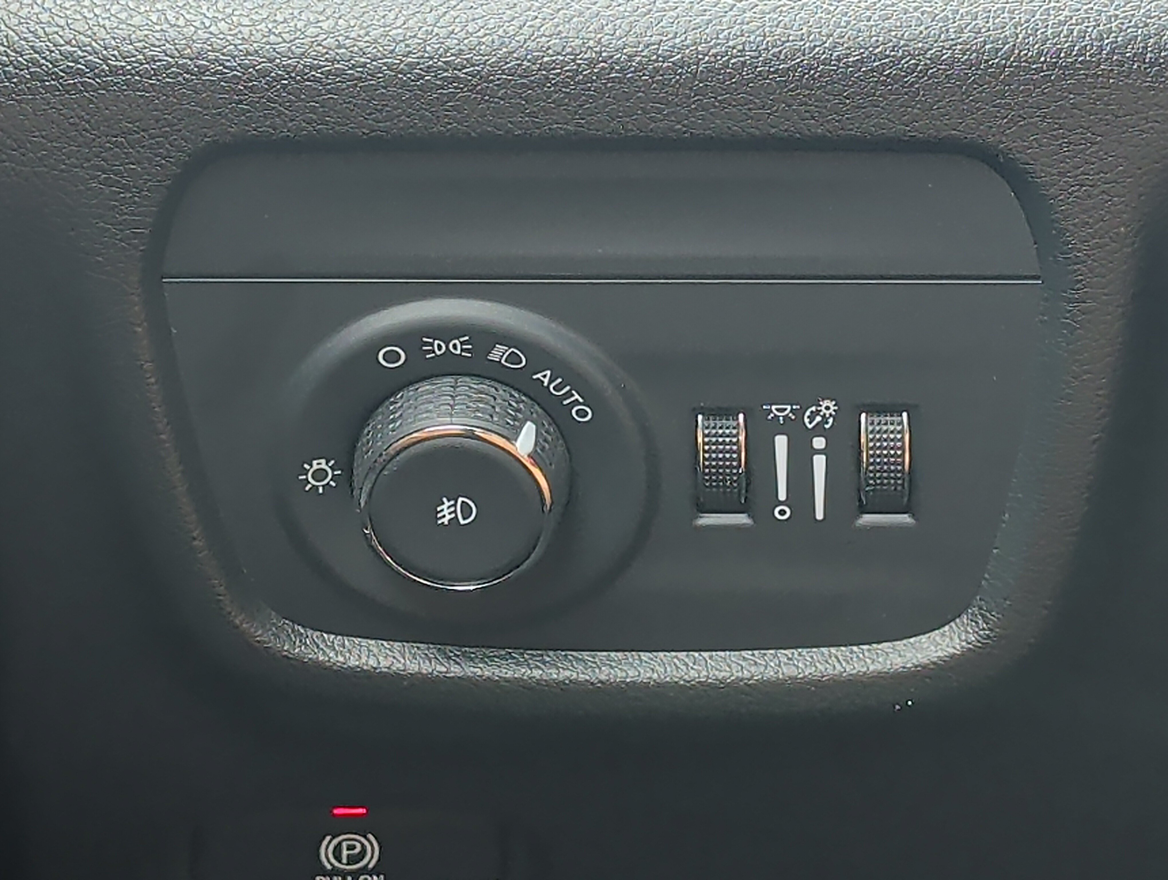 Used 2024 Jeep Grand Cherokee Summit AWD/4WD image 31
