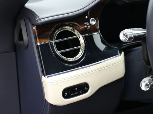 Used 2020 Bentley Continental GT w/ First Edition Specification image 23